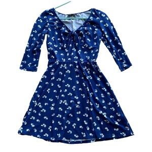 BCX Dress Juniors Small Blue Flroal 3/4  Faux Wrap Knee Length